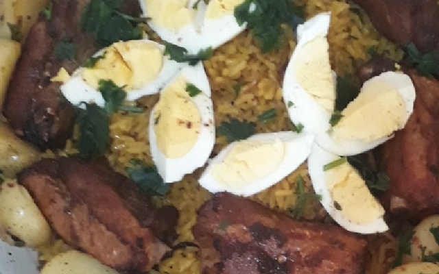 Arroz com costelinha de porco