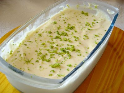 Mousse cremoso de limão