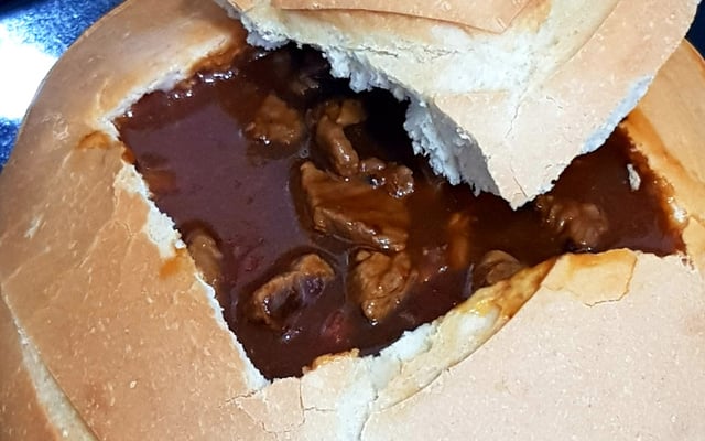 Pão italiano recheado