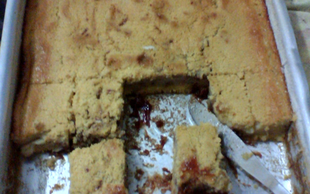 Bolo de fubá cremoso