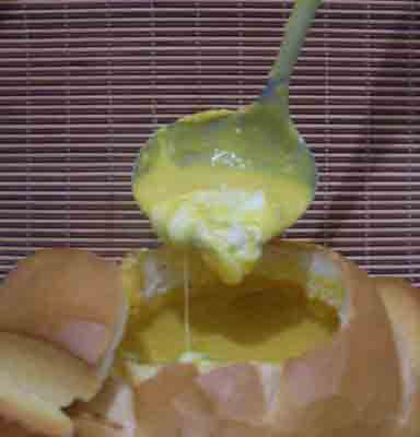 Sopa de abóbora com gorgonzola