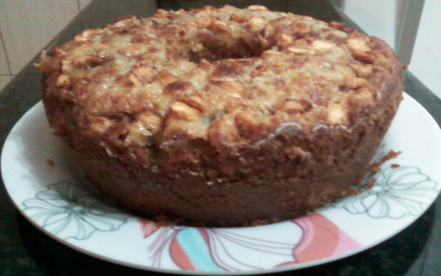 Bolo de maçã com canela