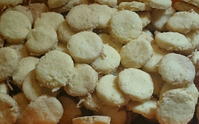 Biscoito amarelinho (fubá)