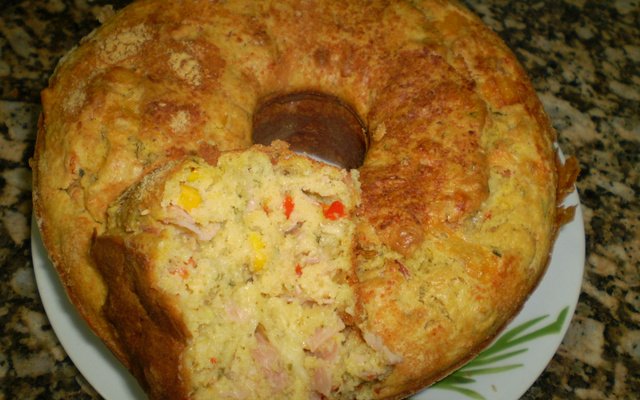 Bolo salgado caipira