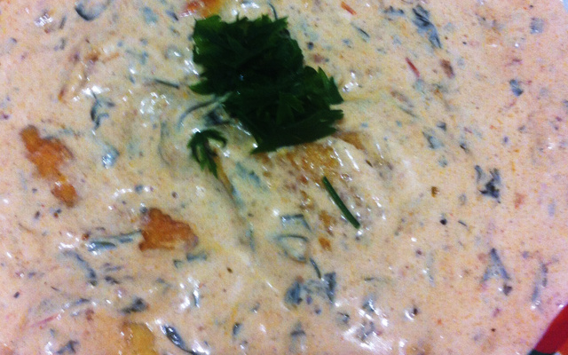 Bife de frango empanado com creme de leite