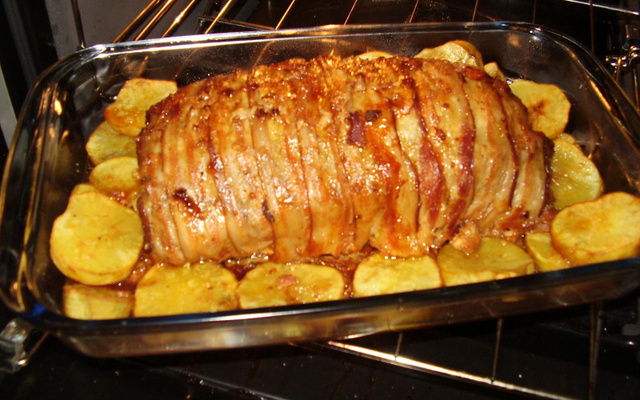 Lombo assado com batata doce