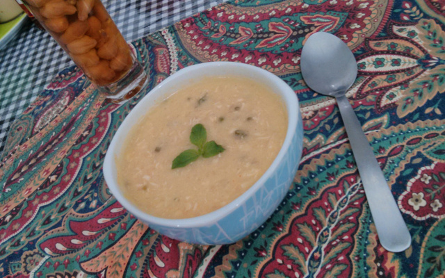 Caldo de pinto (caldo de mandioca)