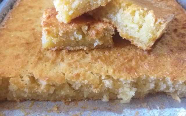 Bolo de mandioca da vovó