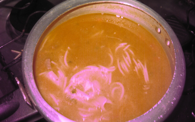 Sopa de carne à moda da vovó