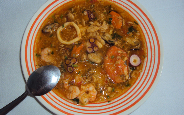 Sopa de frutos do mar
