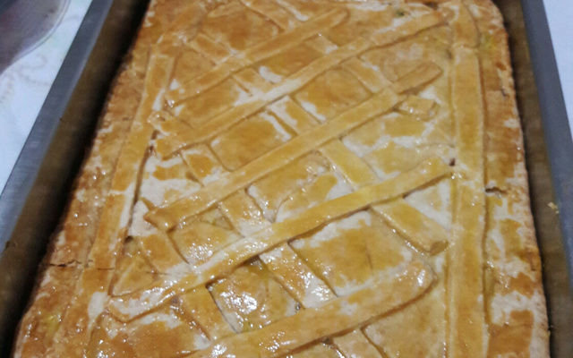 Torta de frango cremosa com milho