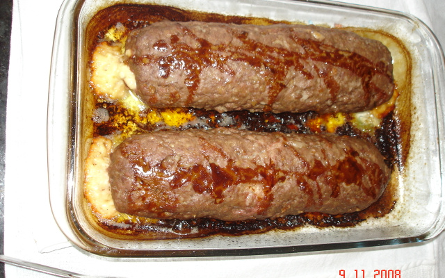 Rocambole de carne com bacon delícia