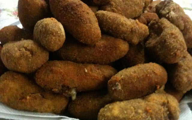Croquete de carne moída