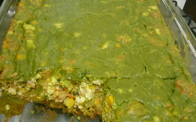 Torta de pão integral com espinafre