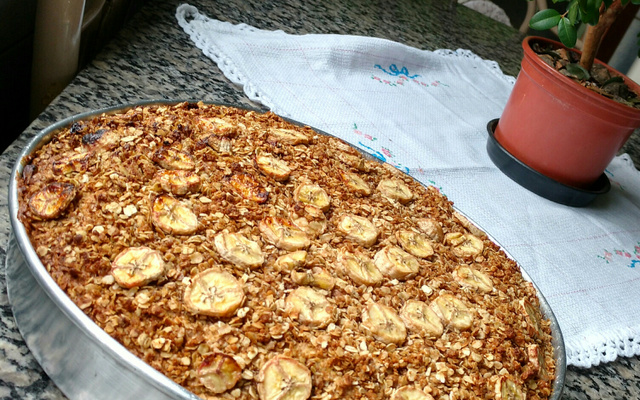 Bolo de banana com aveia