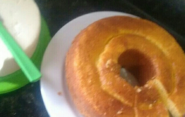 Bolo de queijo com milharina