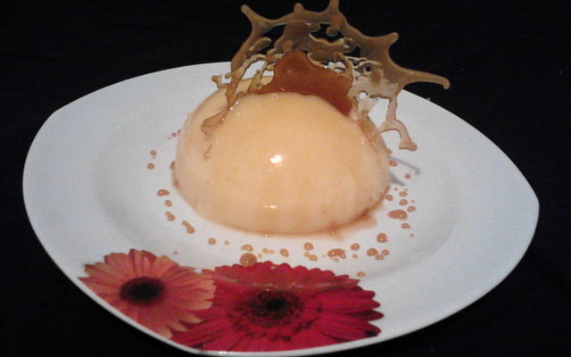 Pudim de Maria mole com Calda de Caramelo