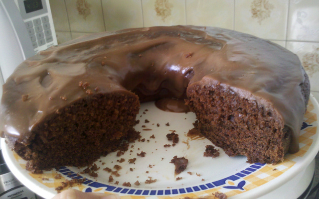 Bolo de chocolate tipo brownie
