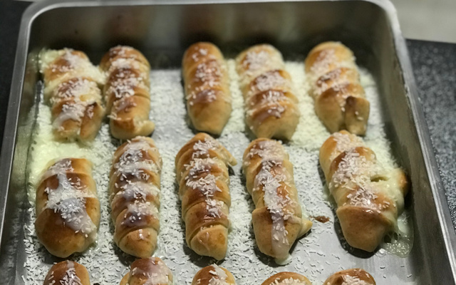 Enroladinho de presunto e queijo