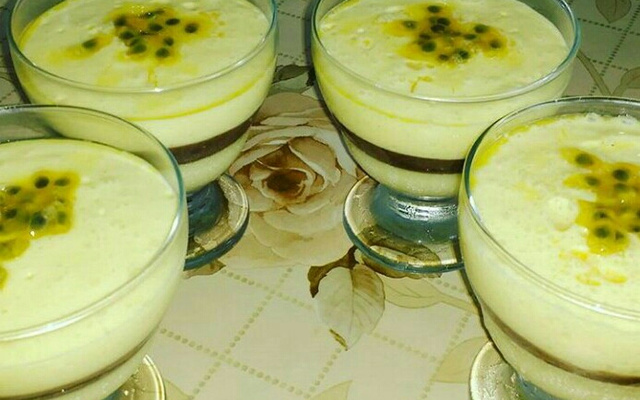 Mousse com ganache e creme de baunilha