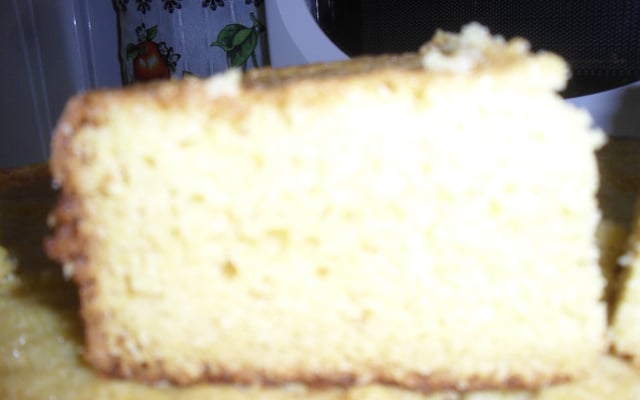 Bolo de fubá de preguiçoso