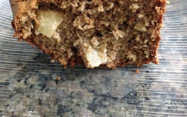 Bolo integral de banana com aveia