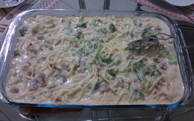 Macarrão com molho branco