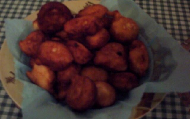 Bolinho de chuva com banana