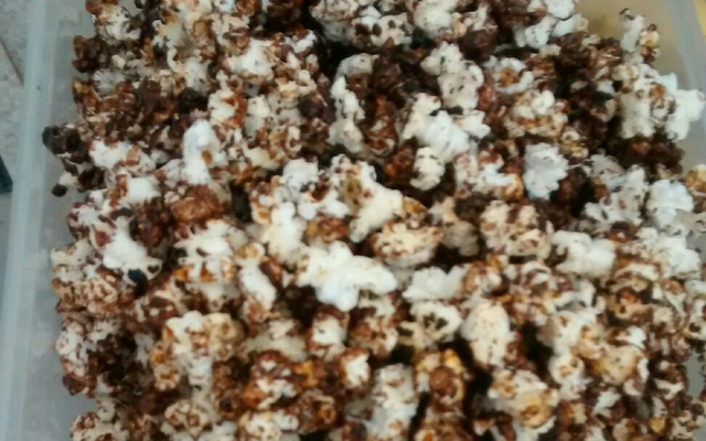 Pipoca doce de chocolate