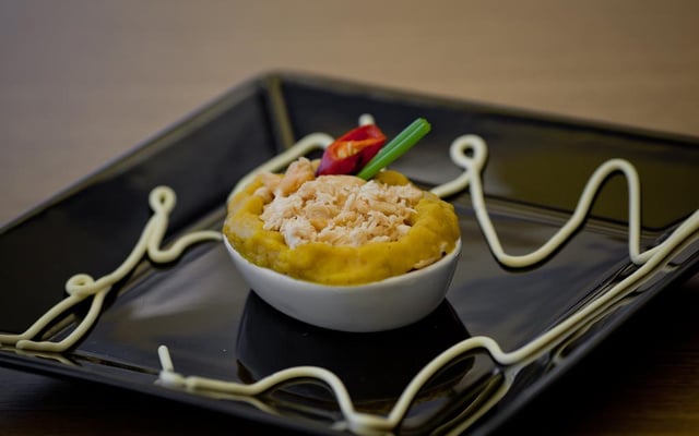 Escondidinho de bacalhau, opções (peixe, frango ou carne moida ou desfiada)