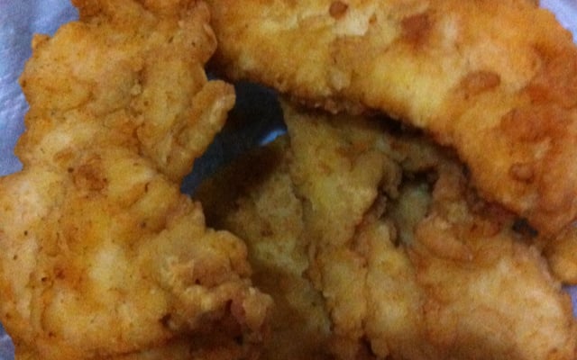 Filé de frango empanado