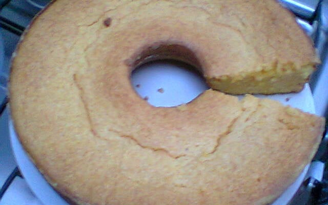 Bolo de milho feito com cuscuz