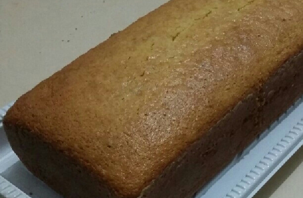 Broa de fubá de assadeira