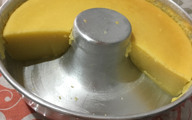 Bolo de mandioca congelada