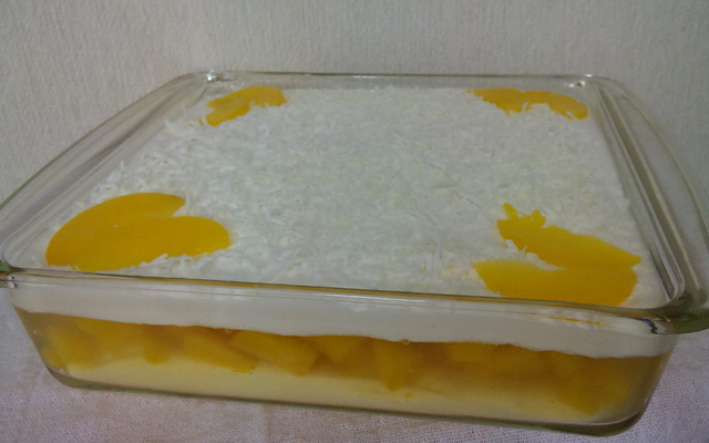 Escondidinho de frutas