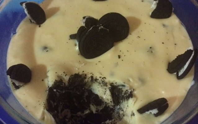 Pavê de chocolate branco com Negresco