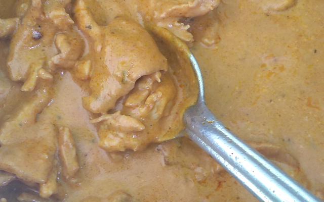 Estrogonofe de carne porco