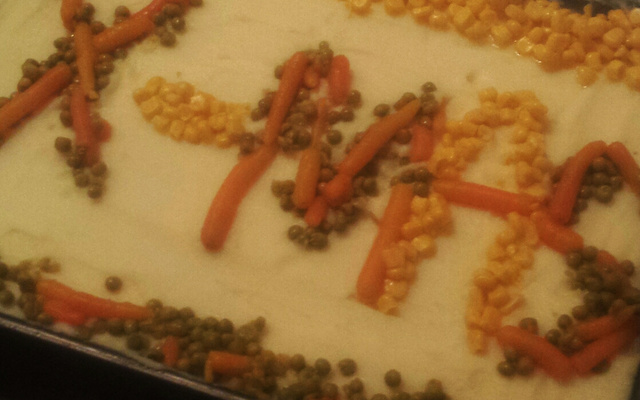 Torta salgada de pão de forma de frango