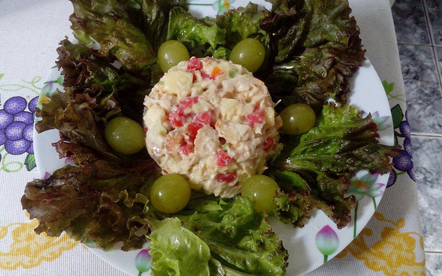 Salada de frango tropical