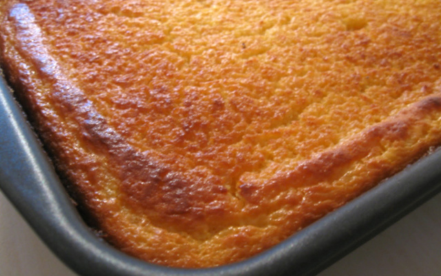 Bolo cremoso de fubá