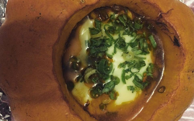 Acém desfiado na moranga