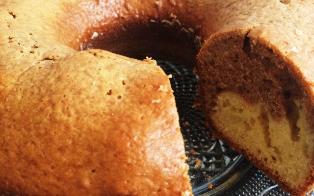 Bolo simples de liquidificador