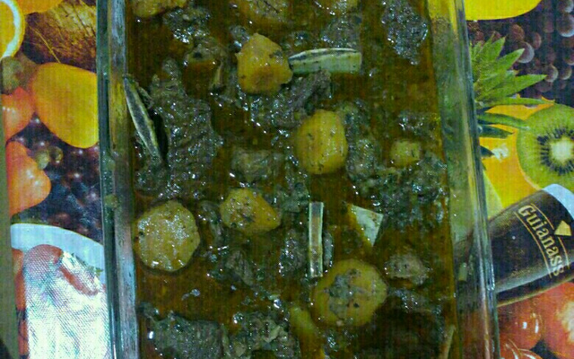 Costela bovina com mandioquinha da Lisa