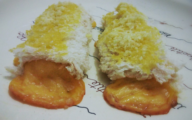 Enroladinho de queijo (de pão de forma)