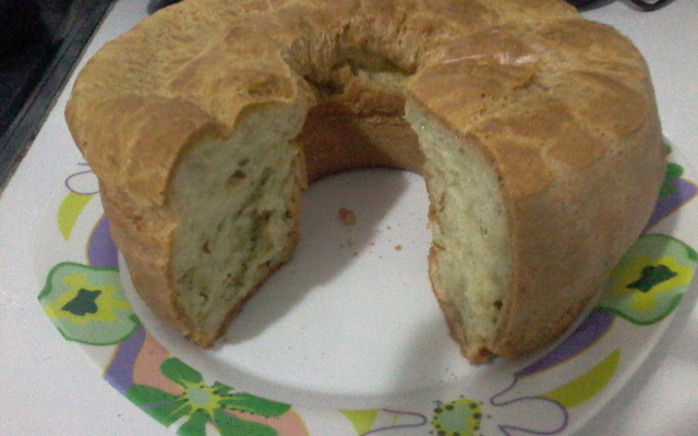 Bolo salgado de goma