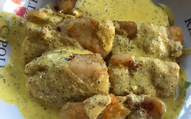 Filé de peixe ao molho de maracujá