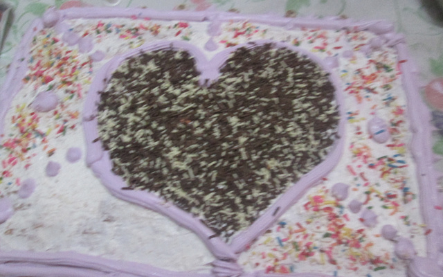 Bolo alternativo para aniversário rápido e fácil