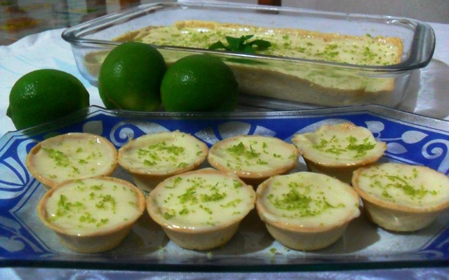 Tortinha de limão universitária fácil