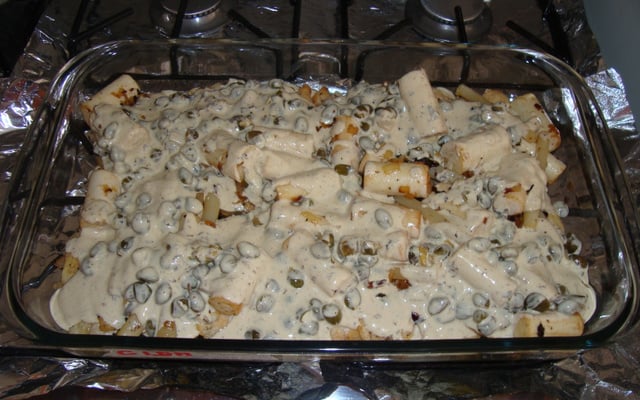 Filé de peixe ao molho de alcaparras