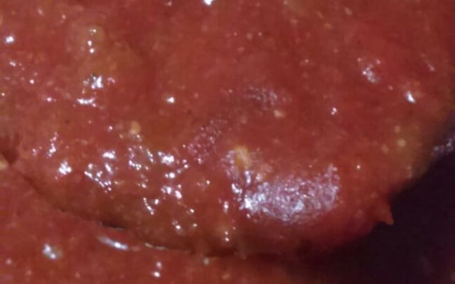 Molho de tomate caseiro e temperado